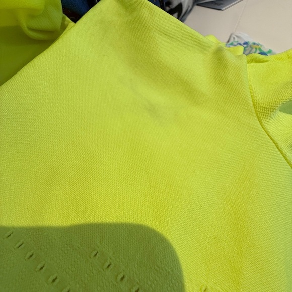 Nike Pro Dri-Fit Running Neon Long Yellow Stretch Athletic Top w Vents L Women - Picture 9 of 10